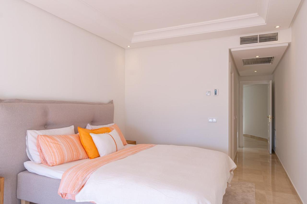 Ferienwohnung Luxurious Penthouse In Ventura Del Mar Puerto Banus Marbella Exterior foto