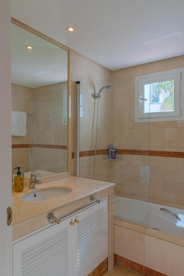 Ferienwohnung Luxurious Penthouse In Ventura Del Mar Puerto Banus Marbella Exterior foto